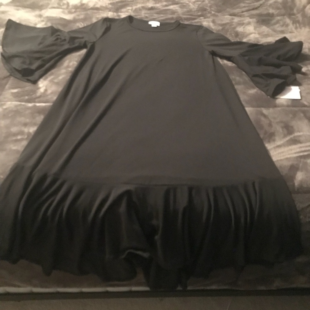 SOLD on Mercari please do not purchase!